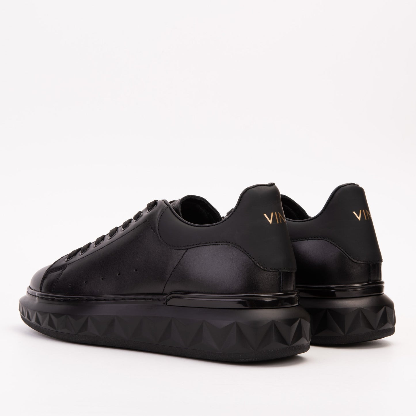 The Linq Black Leather Men Sneaker