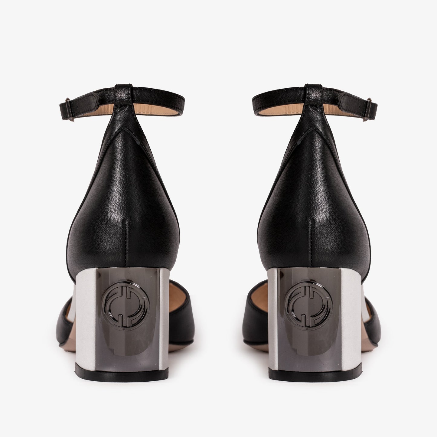 The Noella Black Leather Sandal Women Shoe