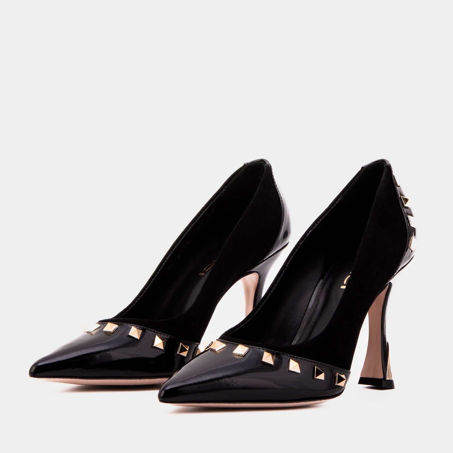 The Bella Vita Studded Leather Pump Women Shoe