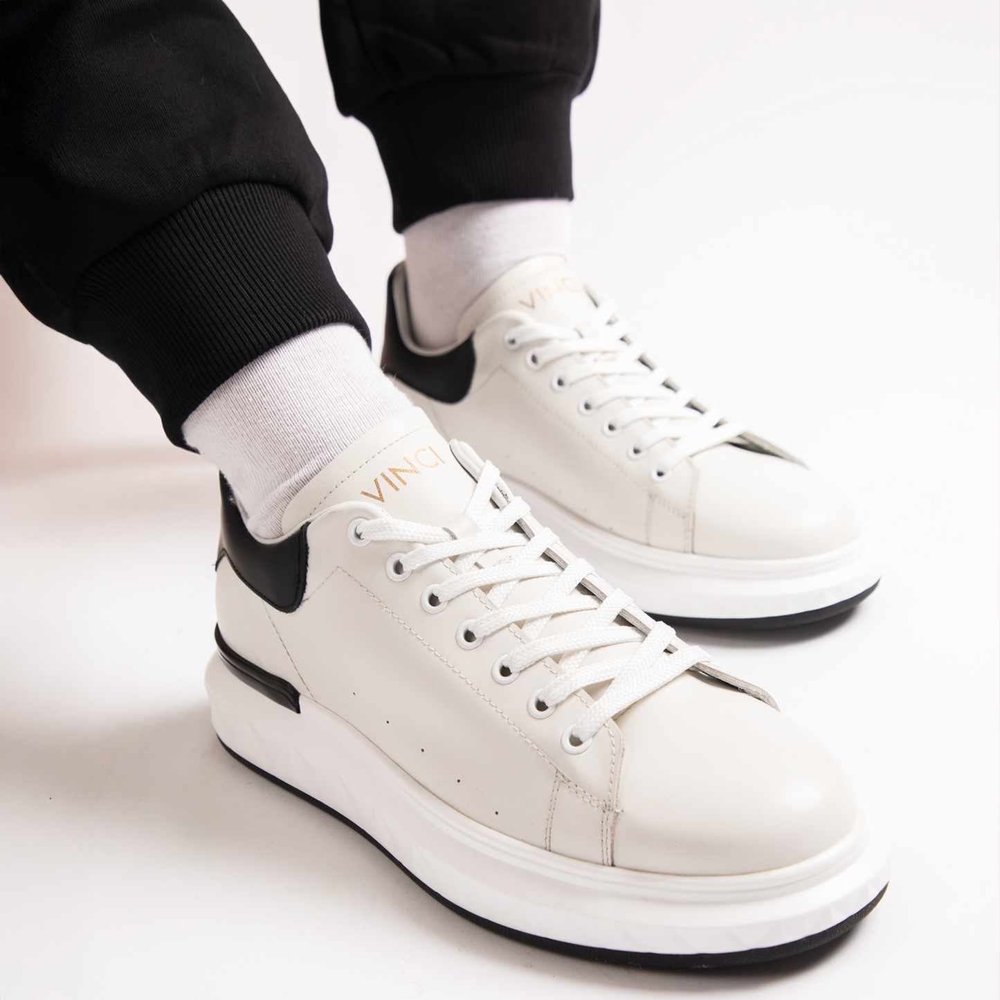 The Linq White Leather Men Sneaker