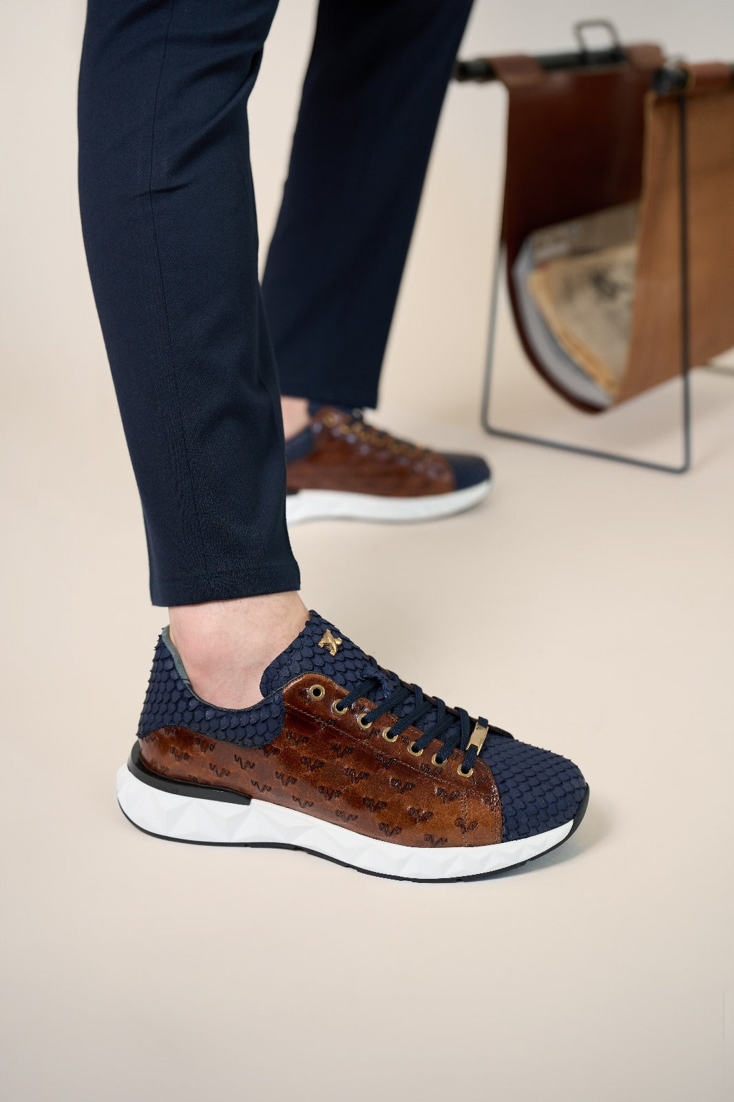 The Caesars Navy & Tan Leather Men Sneaker