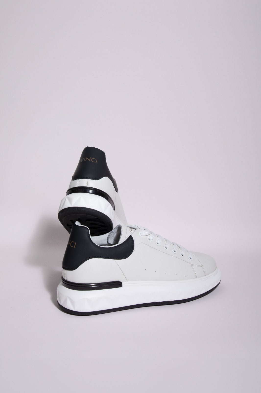 The Linq White Leather Men Sneaker